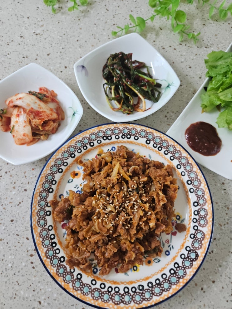  [팬더박스 매운 오돌뼈 오도독살] 매콤하게 중독되는 오돌뼈 연탄불고기