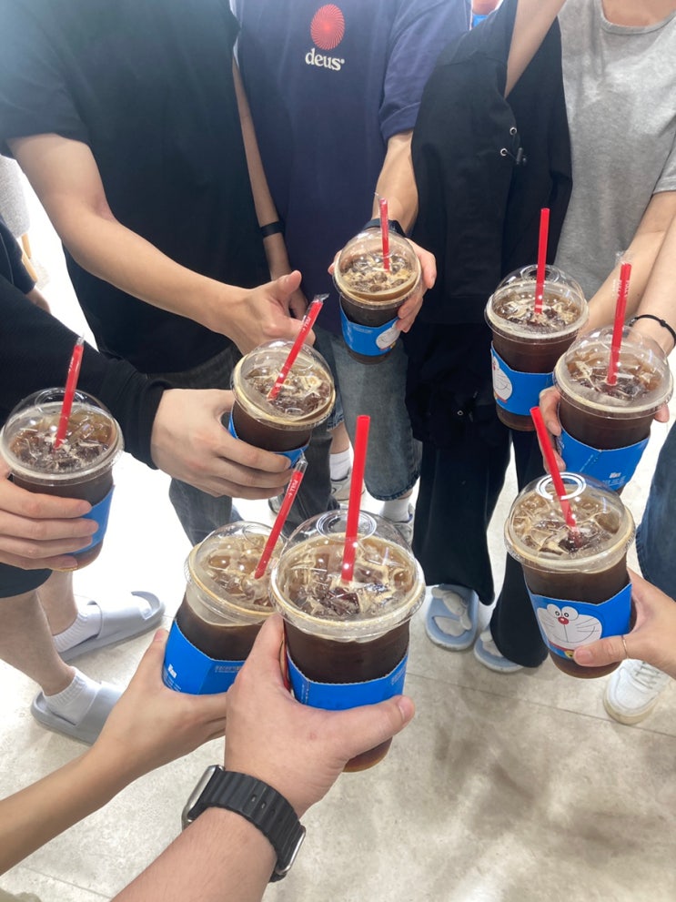  일찍 취업하고 나가는 사람 발생!!