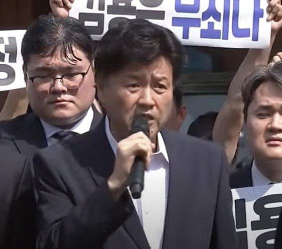 <b>김용</b> 보석 석방, 진실은 밝혀질까? 이재명 <b>대통령 측근</b>의... 