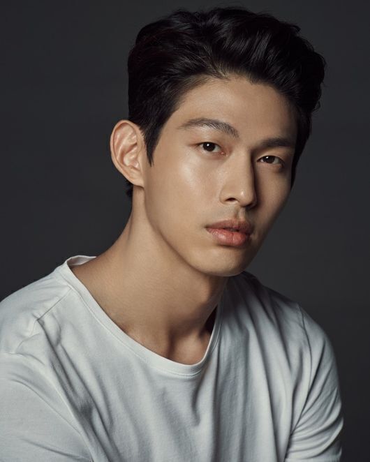 UN 출신 배우 <b>최정원</b>, <b>스토킹 혐의</b> 입건 관련 공식 입장 밝혀... 