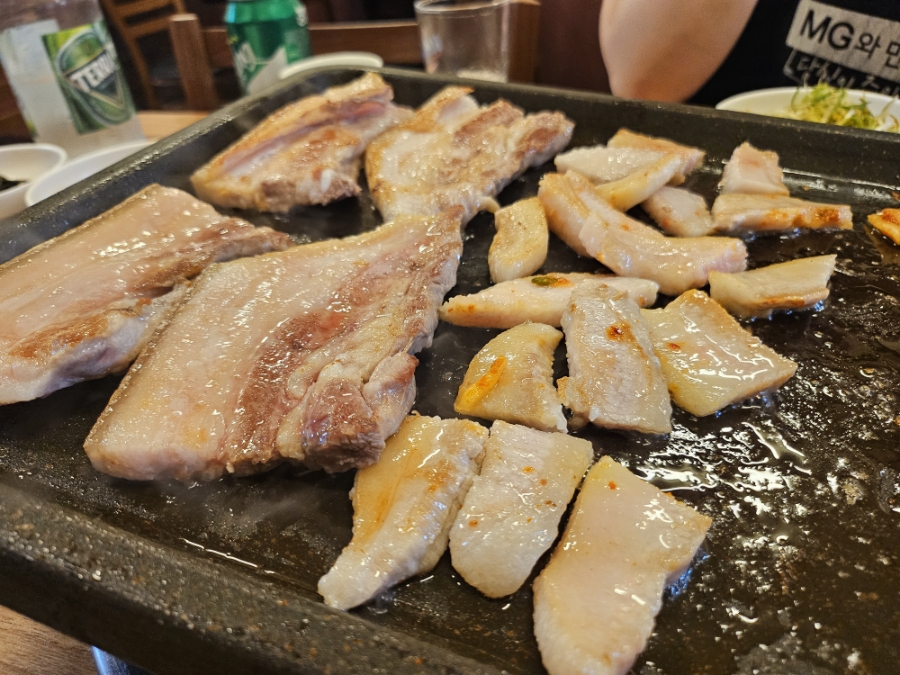 동심네토종꺼먹돼지 사진 1