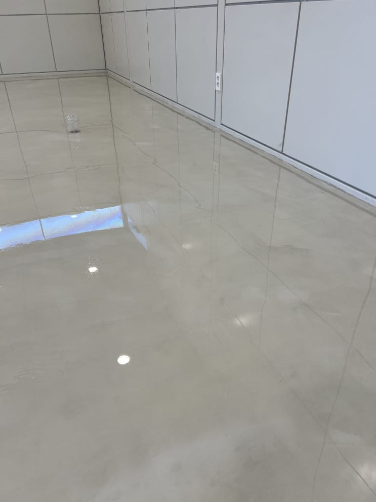  울산 세대공감 창의놀이터 빈티지바닥 외부 논슬립 2층 외부계단 및 오도리 상판 콩자갈 바닥시공
