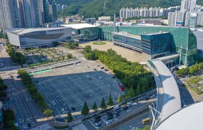  ️ 현대건설, 벡스코 제3전시장 불참 선언… “부산 시민 무시, 당연한 결과”