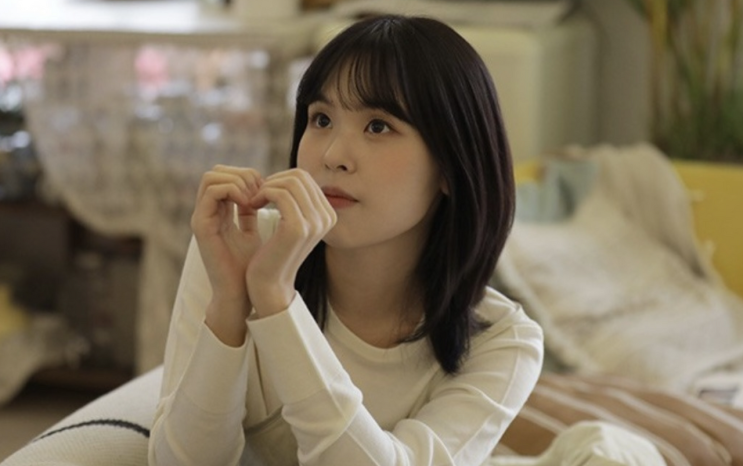 <b>가수</b> <b>최유리</b> 프로필 노래 나이 고향 가족 데뷔 소속사