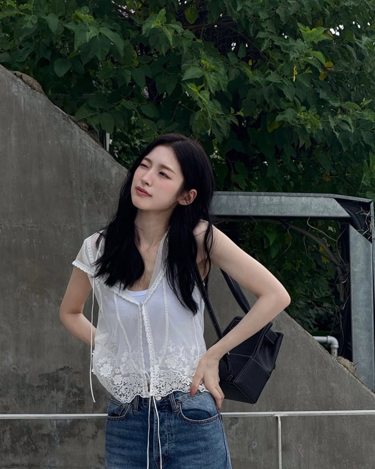  출퇴근길 두 손이 자유! 30대 여자 직장인 취향 저격한 브랜드 디옵튼 튤리 백팩 가방 w. 아린