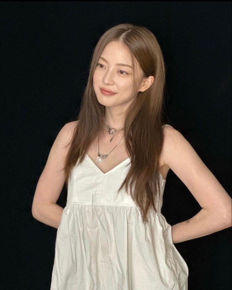  《미금역 애쉬 브라운 염색 지윤 실장이 완성한 투명한 분위기 컬러》