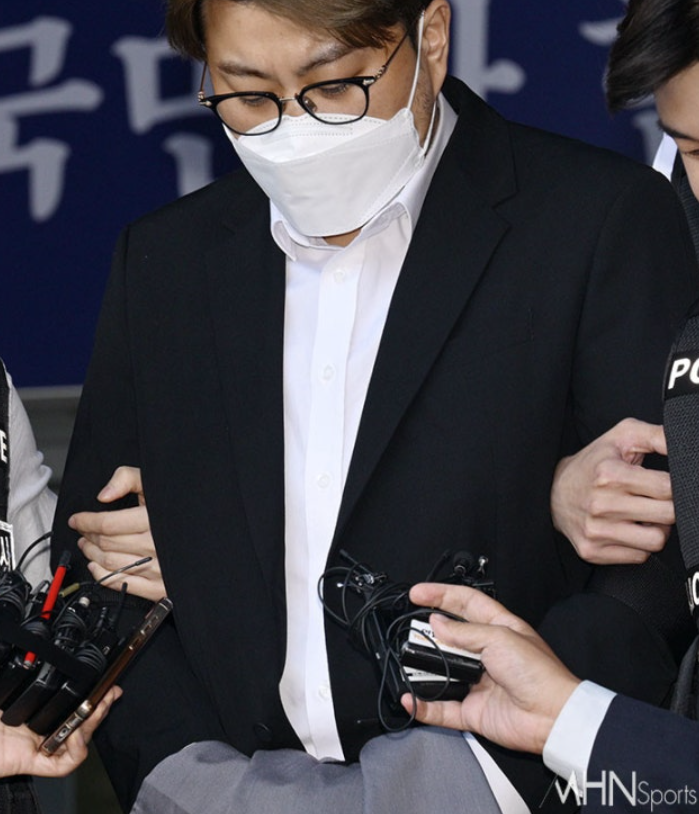  가수 김호중, ‘음주운전 뺑소니’ 후 소망교도소 입소 소식