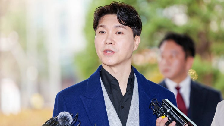 '20억 <b>횡령 인정</b>' <b>박수홍 친형</b> 부부, 또다시 재판 연기 "언제... 