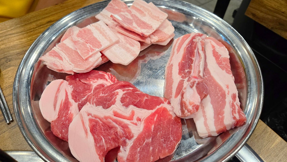 사백집 엄청난삼겹살 상도점 사진 6