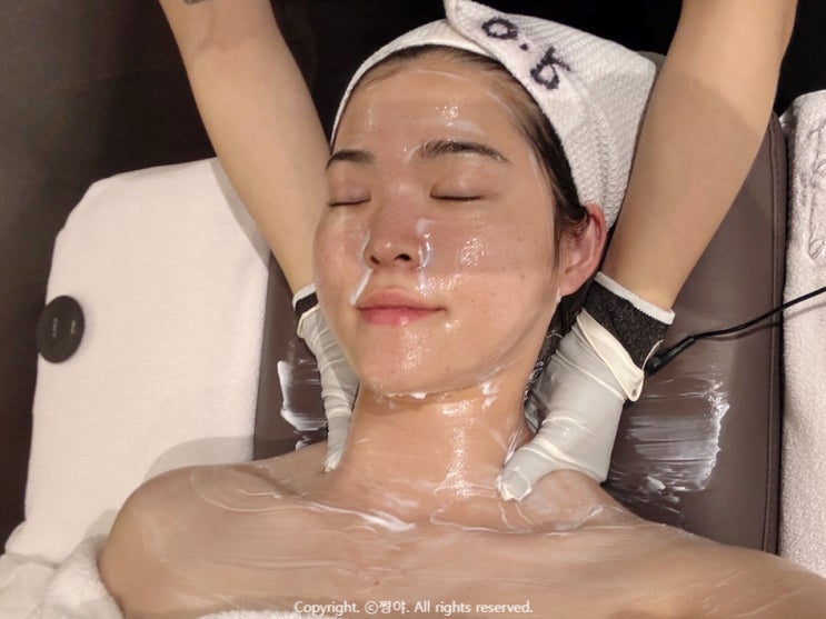  청담 피부관리 여름 나비존 모공관리 물광필 코레지 가격 골든디아망