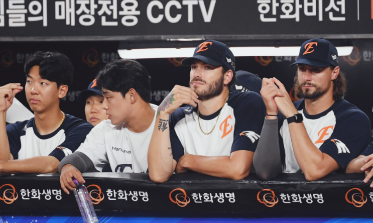 4연패 수렁 한화 이글스, <b>김경문 감독</b>은 무엇을 해야 할까? <b>폰세</b>... 