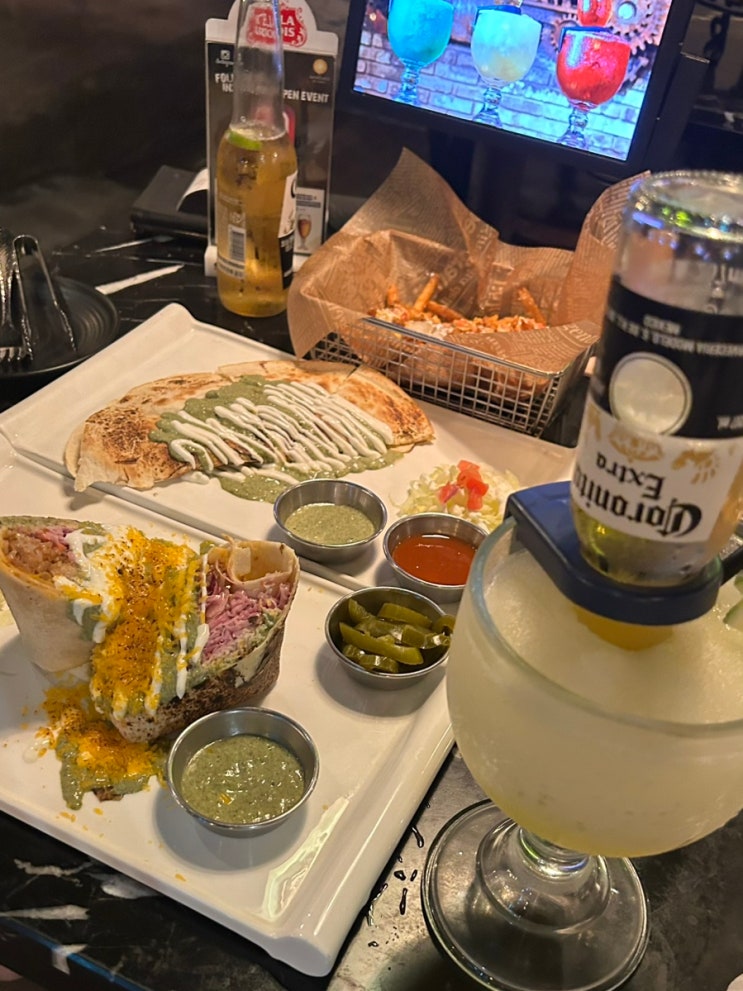  강남역 타코 맛집, 감성타코 강남역점 데이트 코스 주차 웨이팅 메뉴