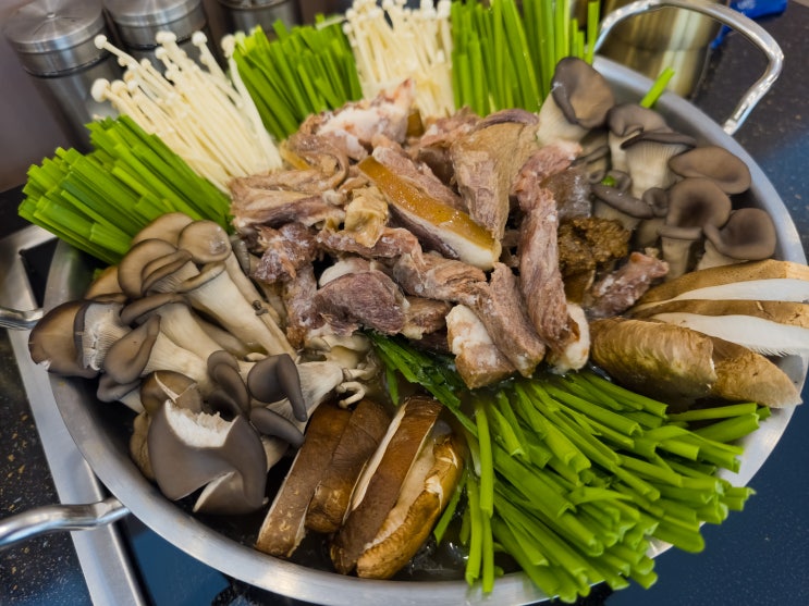  여주프리미엄아울렛 맛집 담원가든 흑염소전골 보양식 한정식 코스