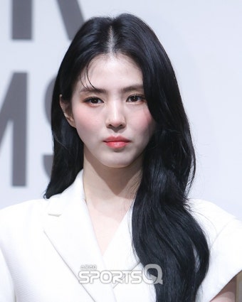  한소희st 헤어스타일 총정리 ️ 우아함과 시크함 사이