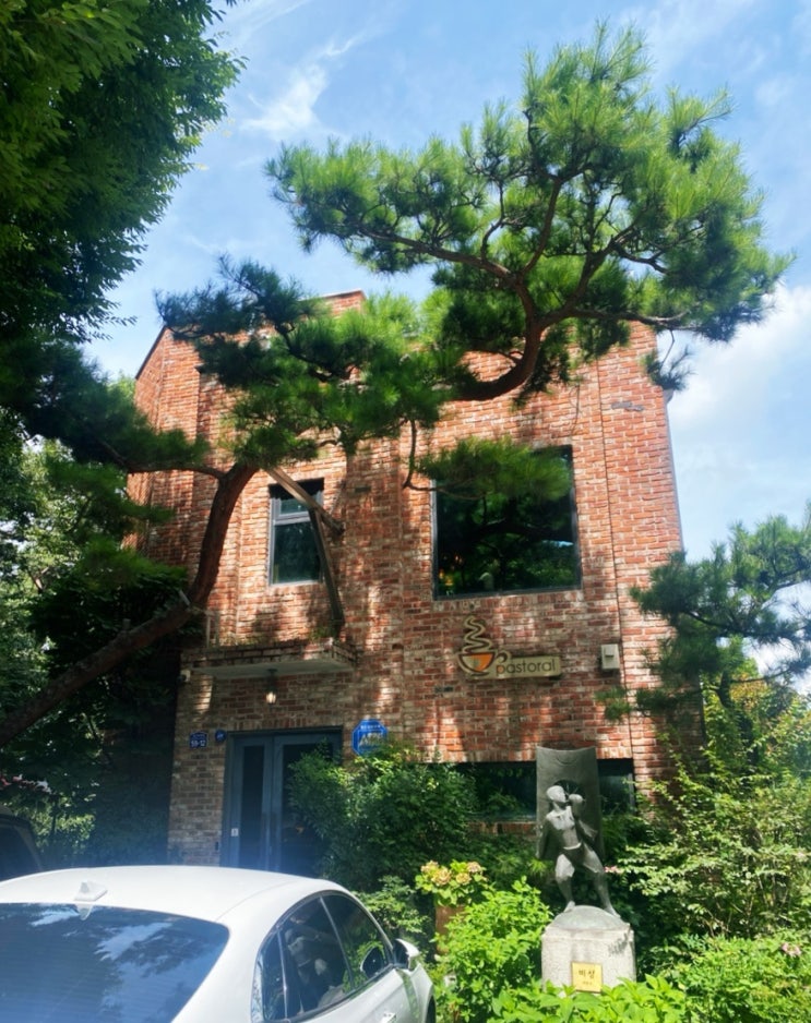 행주산성: <파스토랄> 행주산성 근처 숲속 느낌 와플 맛있는 카페 방문 후기