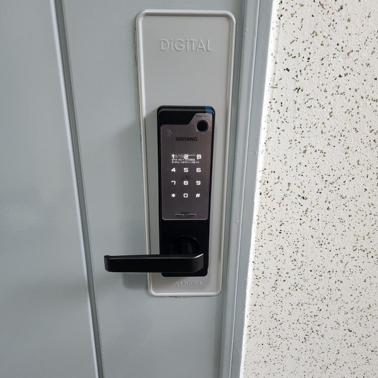  일산도어락 마두동열쇠 백마마을1단지, 문 손상 없는 도어락 교체 완료