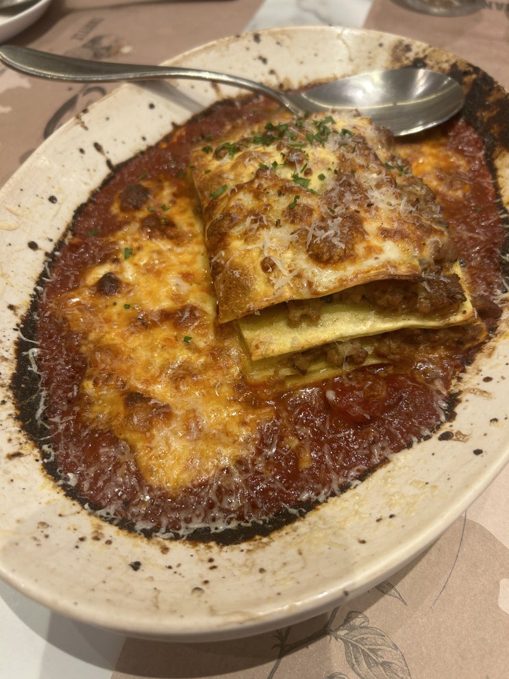  [서울역] 분위기 좋은 이탈리아 양식 데이트 맛집 추천 <더플레이스 서울스퀘어점>(딸리아따디만조, 감베리 비앙코, 화이트 라구 파스타, 클래식 라자냐)