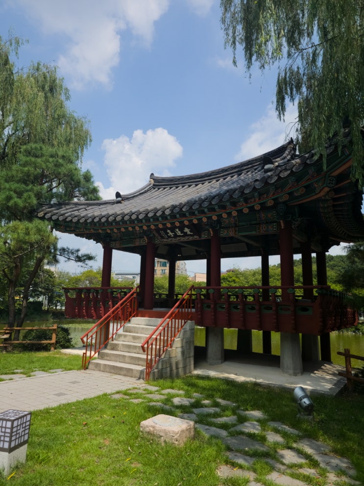  안흥지 이천 산책코스 힐링명소 연꽃 풍경 가족나들이 데이트추천