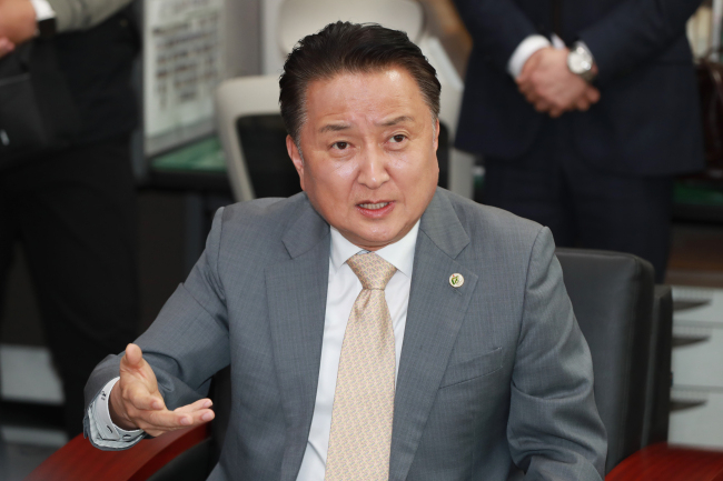 <b>김영환</b> 충북지사 프로필 및 <b>돈봉투</b> 수수 <b>의혹</b> 청탁금지법 위반... 