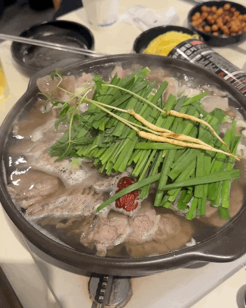  내돈내산 대구 북구청 수육 스지 맛집 황해수육 고성점