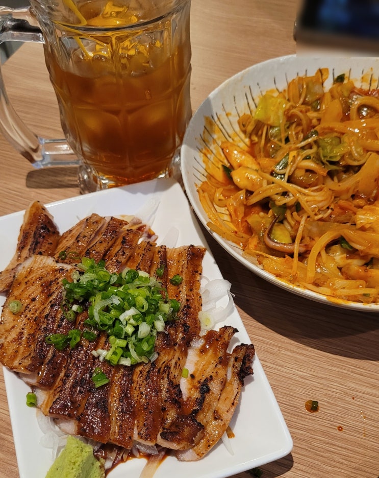  4월일상 1 :: 장례식장에서 밥 두 공기 먹음