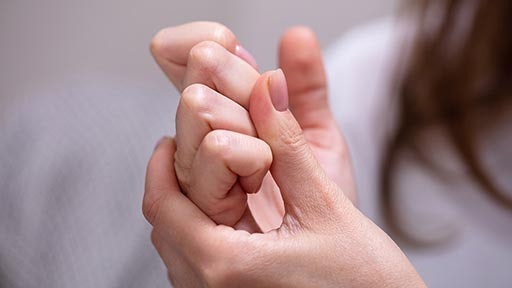  손가락 마디 염증이 처음 생겼을 때 놓쳤던 신호들