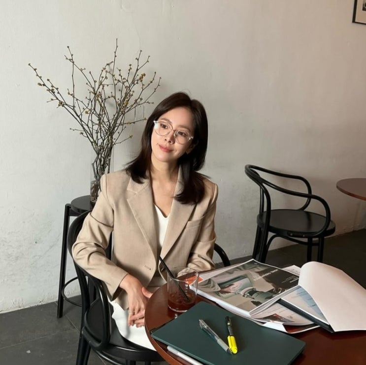  중단발 레이어드컷 한지민 헤어스타일, 30대 40대 여성 딱 !