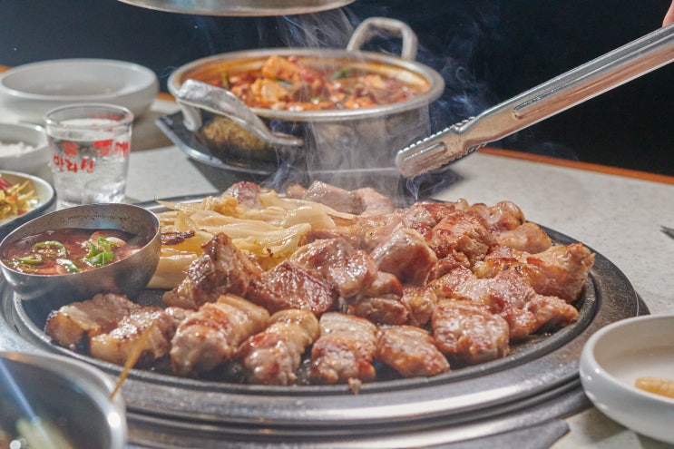 제주 애월 흑돼지 원조 보리짚불구이 제주 흑돼지 맛집