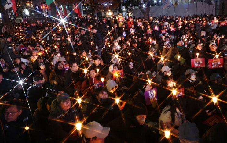 <b>이재명</b> 대통령 <b>순방</b> 앞두고 서울 도심서 반미·반일 집회 확산