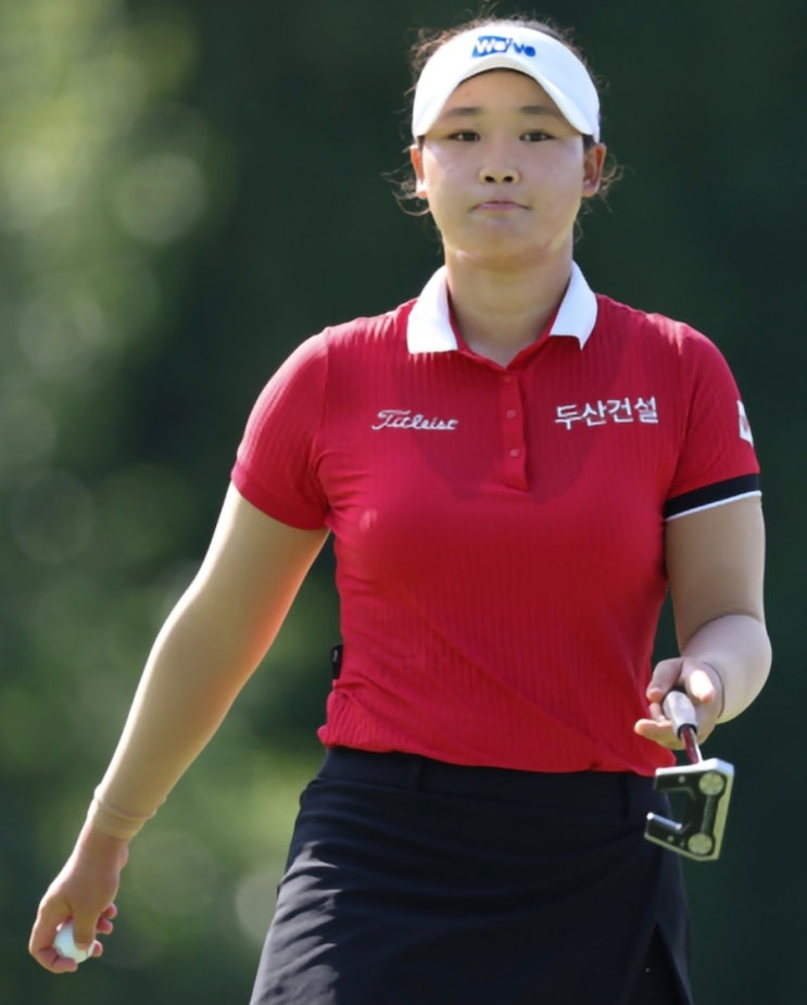 *<b>김민솔</b> 2타차 단독<b>선두</b>-2025 ‘KLPGA 투어 BC카드-한경... 