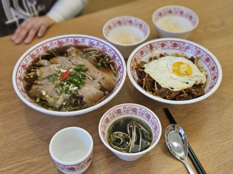  이천쌀국수 창전동 점심메뉴 고민이라면 월미당