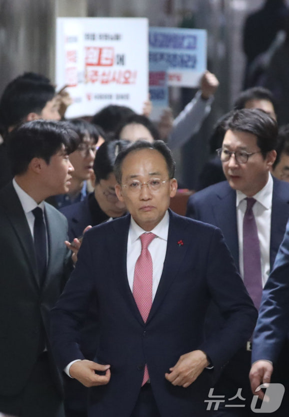 <b>추경호</b> 국민의힘 전 윈내대표 <b>특검</b>