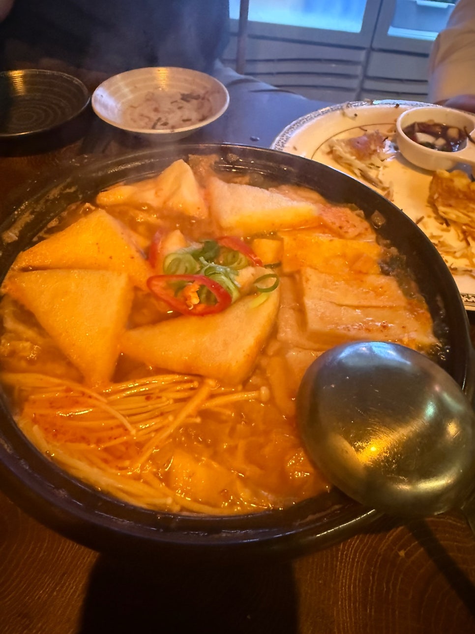 오몽 사진 6