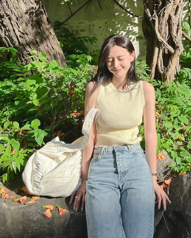  49,000원 완판템! 권나라 캔버스 숄더백 화제