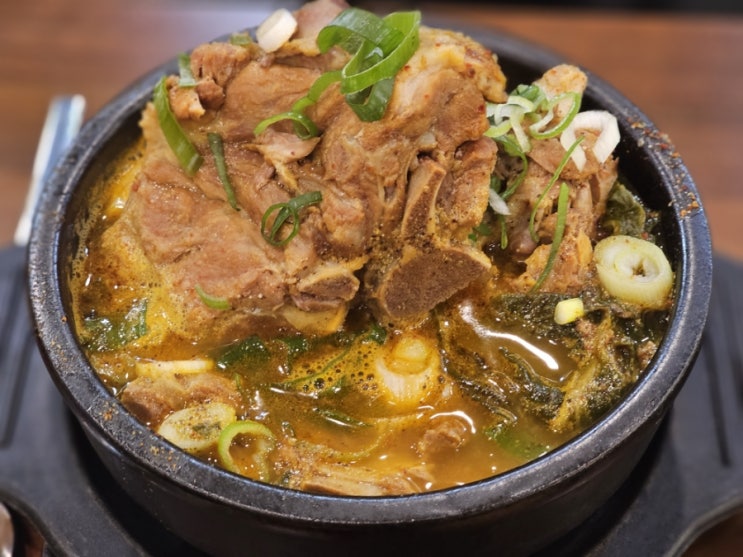  [광주/상무지구] 상무지구 국밥 맛집 뼈대군국밥