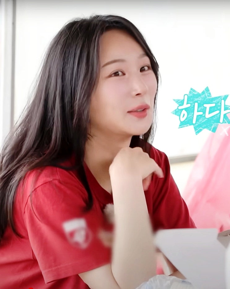 나는 솔로 24기 옥순, 여왕벌 이미지로 결국 위기? 나솔사계 충격 근황