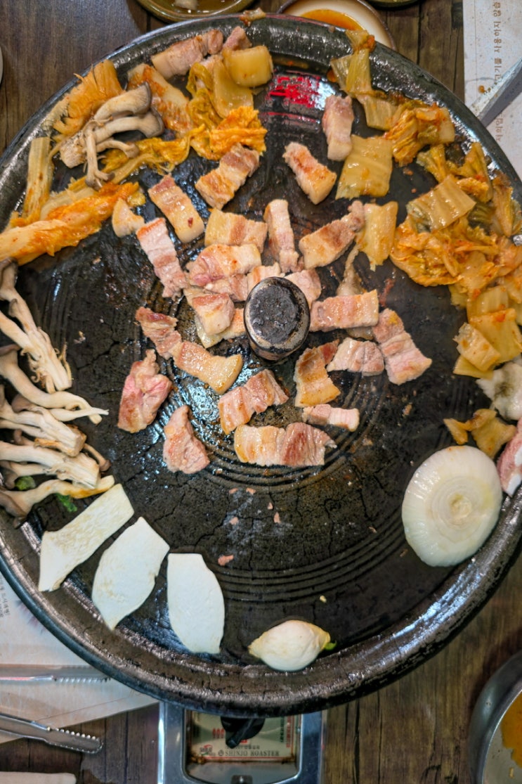  이천 삼겹살 주공정육솥뚜껑삼겹살 묵은지와 볶음밥까지 즐기는 정육식당