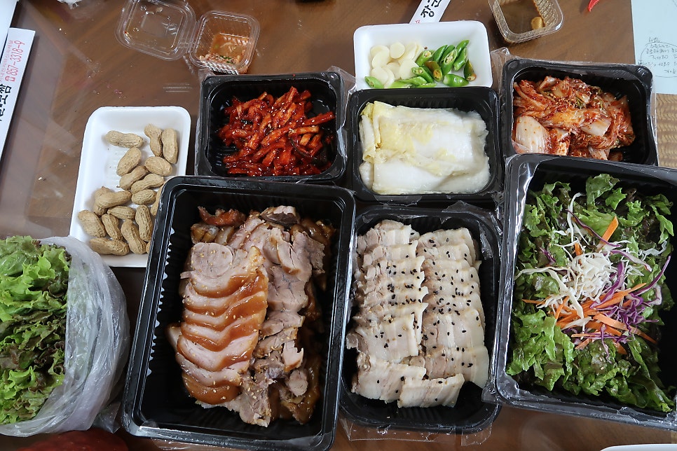 장군왕족발 사진 1
