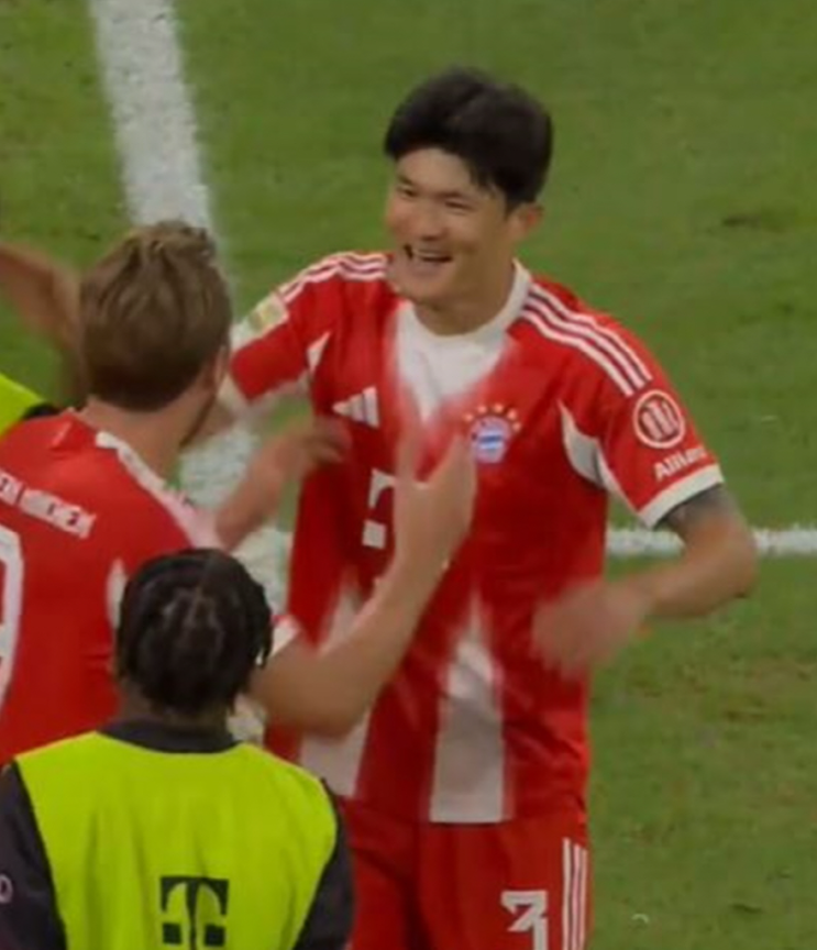 <b>김민재</b> 어시스트!! <b>케인 해트트릭</b>!! 바이에른 뮌헨 vs... 