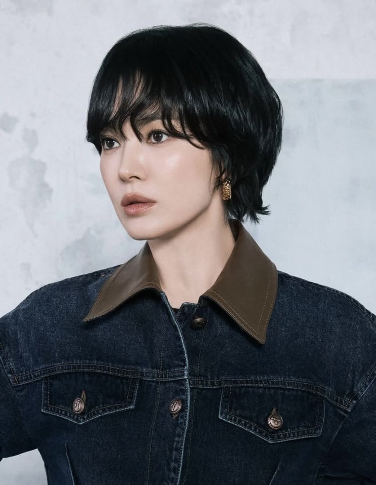  문정역 미용실에서 여자 레이어드 숏컷 세련미와 발랄함을 동시에