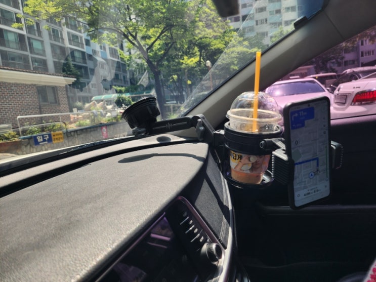  가성비 차량용 컵홀더 겸 거치대 화물차 버스 봉고 트럭 확장