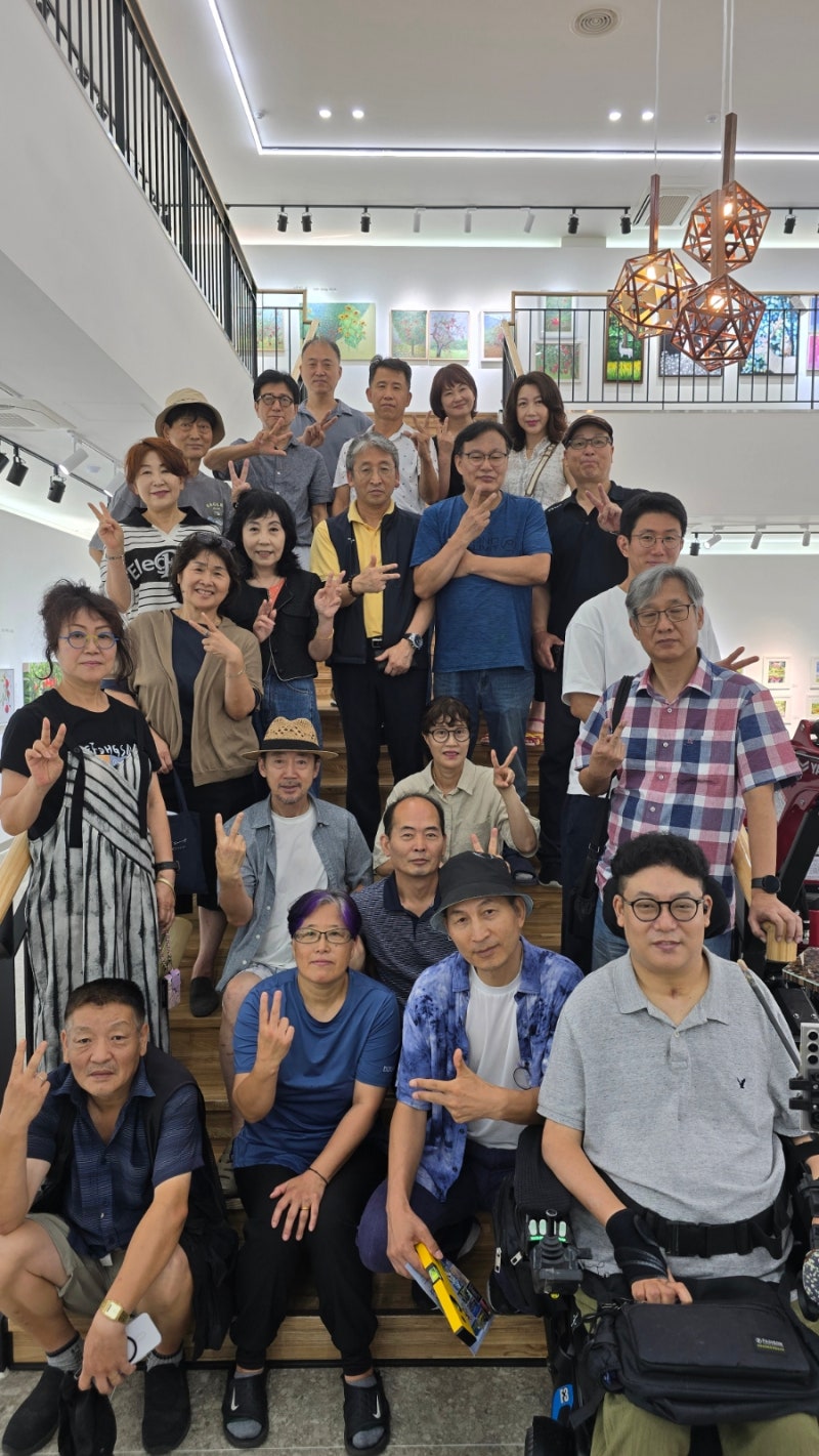 YK갤러리 열두색을 담다.김민정.김병주.김유식.김완수.김재석.디킴.이정숙.이진수.임경식.이....