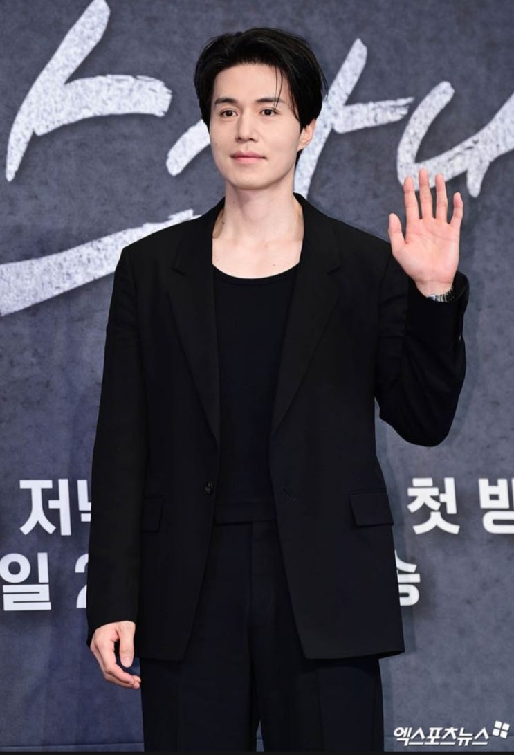 <연예가핫이슈> "월병 대신 송편" 이동욱 발언에 中 발칵...한국 팬은 '어리둥절' [엑's 이슈]