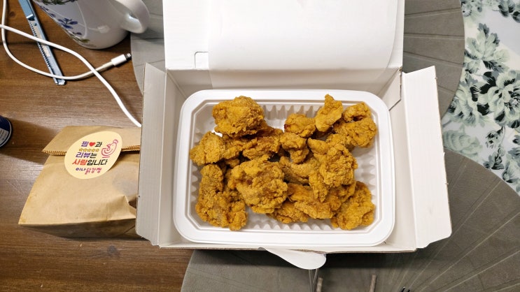  이나닭강정 후라이드 한마리 요기요 리뷰 이벤트 닭껍질튀김 솔직 후기
