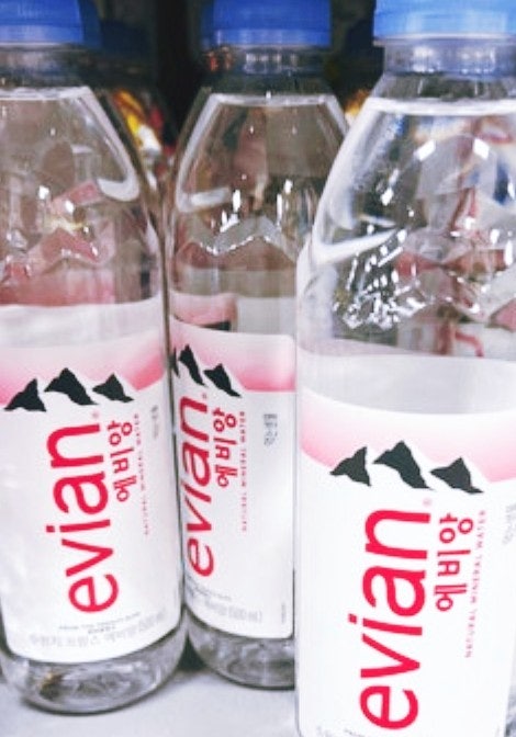   천연광천수 에비앙의 거짓말! UV 소독·필터 처리하고도 천연이라고?