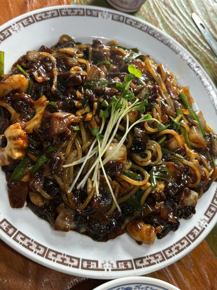  [인천맛집] 로컬찐찐찐맛집! 꾸덕한 쟁반짜장 + 칼칼하고 깊은 해물 가득 짬뽕 "미미반점" 내돈내산 추천리뷰~
