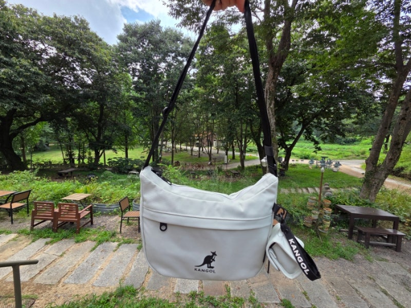 활용도좋은 귀엽고 심플한 신상 캉골 크로스백 후기