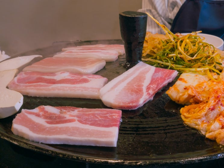 신월동 우성상가 근처 냉동삼겹살 맛집 "삼겹살데이 신월점" 후기
