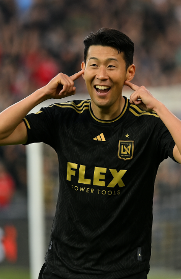 <b>손흥민 MLS 데뷔</b>골 LAFC 이적 후 첫 프리킥 골! 홈 <b>데뷔</b>전... 