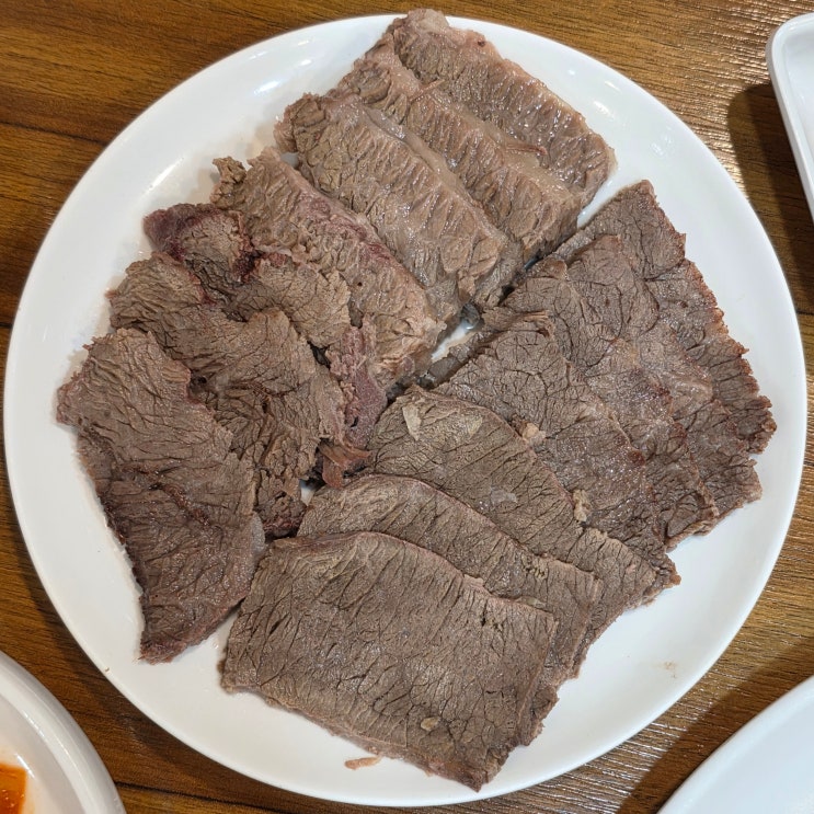  [혜화 혜화칼국수] 혜화역 노포 맛집: 국시와 수육 소